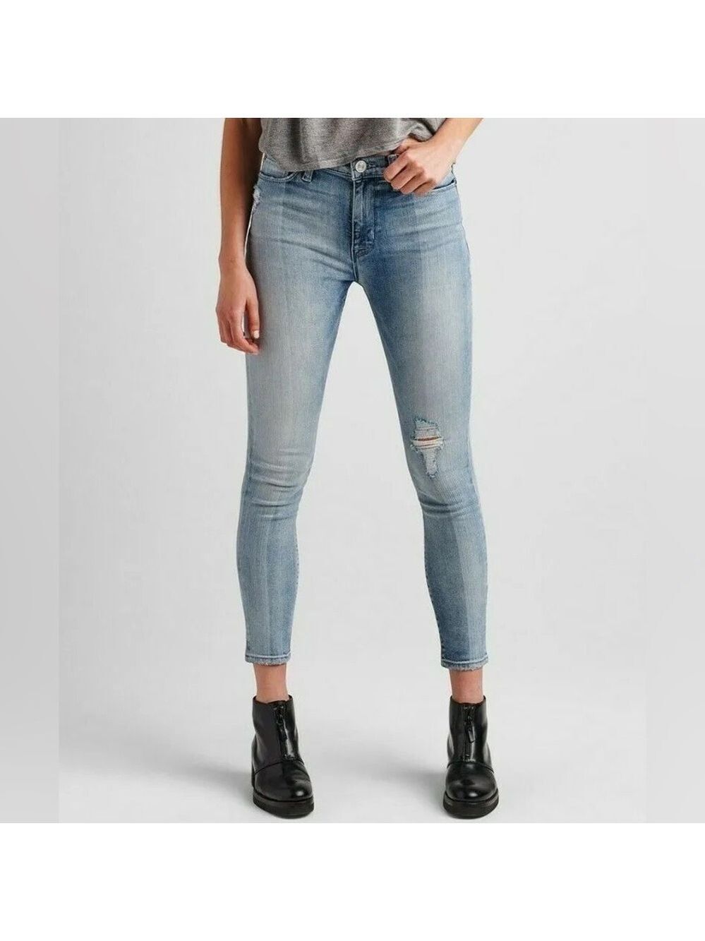 HUDSON Women’s Barbara High Rise Cropped Skinny Jeans Faded Light Blue Stripe 26